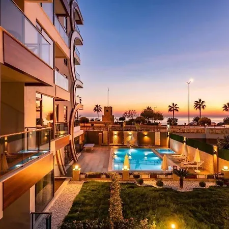 Sa Apartments! Beachfront With Sea View & Pool Apartament *