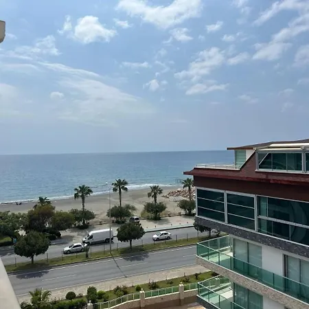 Apartament Sa Apartments! Beachfront With Sea View & Pool *