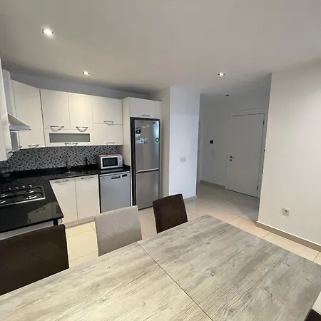 Sa Apartments! Beachfront With Sea View & Pool Alanya