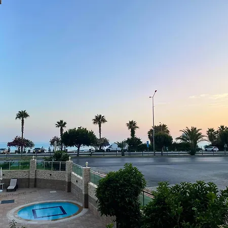 Sa Apartments! Beachfront With Sea View & Pool Алания